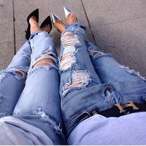 NWT ONE TEASPOON DISTRESSED AWESOME BAGGIES JEANS